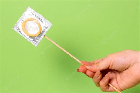 OWO - Oral ohne Kondom Hure Bickenbach